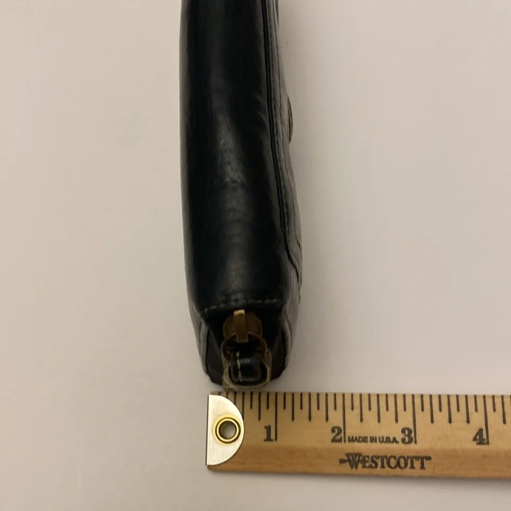 Coach Women’s Black Leather Zip Around Wallet - Picture 3 of 9